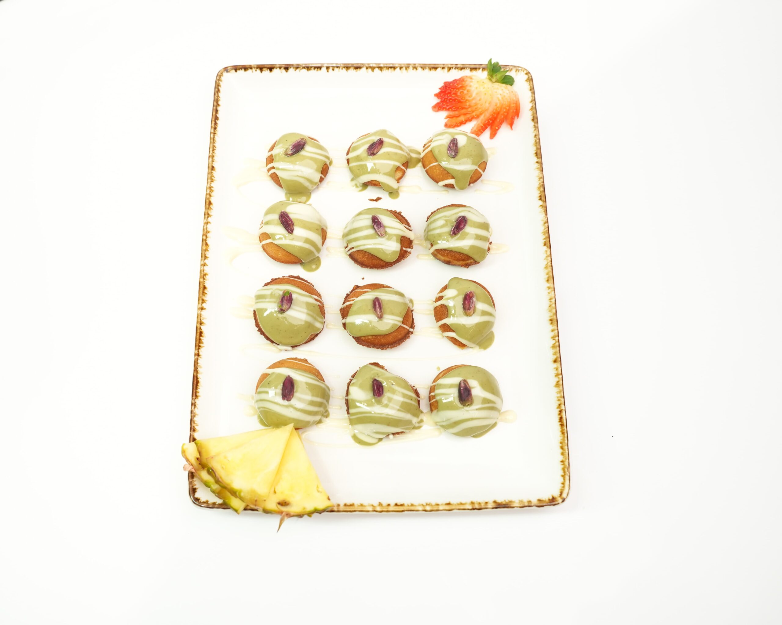 226- PISTACHIO MINI PANCAKE (A, 21)