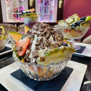 234- SNICKERS SALAT (E, G, H)